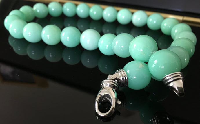 Chrysoprase Crystal Necklace with Italian white gold clasp